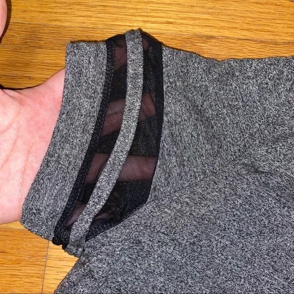 H&M DIVIDED HEATHERED GREY WITH STRIPED SHIRT - Picture 3 of 4